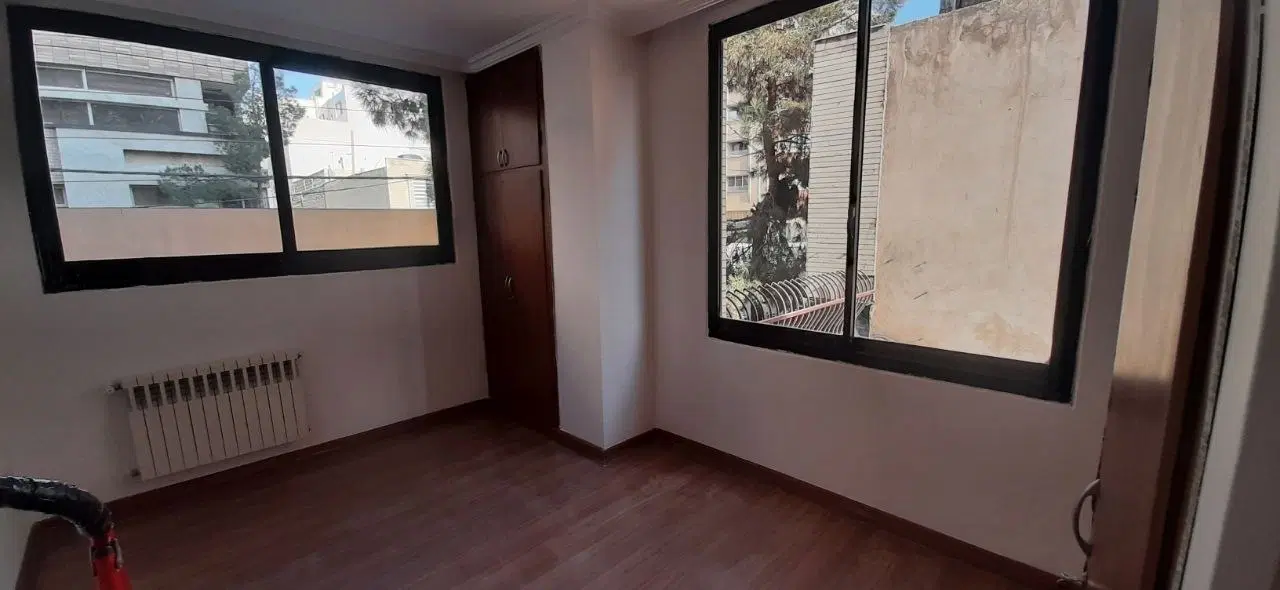 آپارتمان سه‌خوابه دلباز و نورگیر