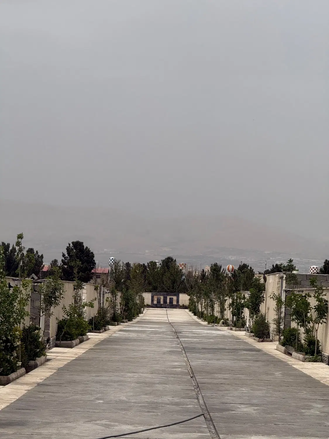 شهرک ویلایی _ فول امکانات _ 10 دقیقه تا بلوار ارم