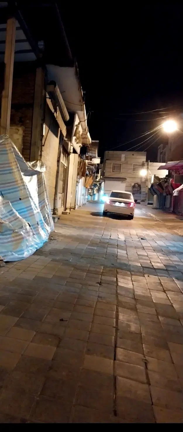 مغازه سنددار در گرمی
