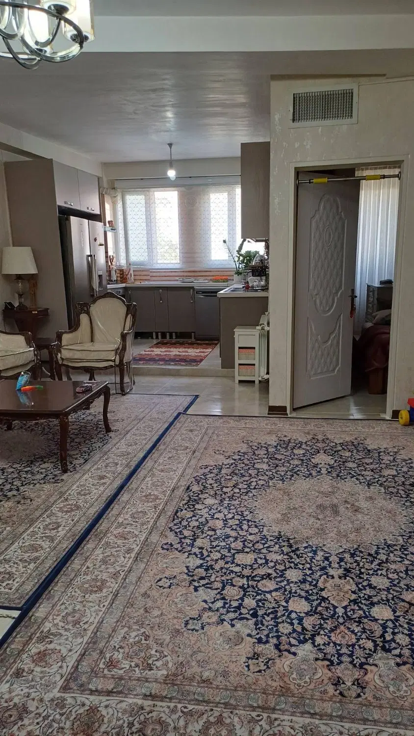 ۶۴ متر فول امکانات