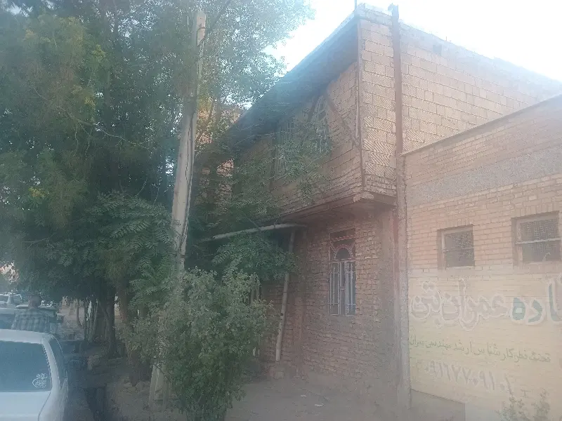 خانه ۱۱۷ متری چهار راه کارگر و بهترین موقعیت تجاری