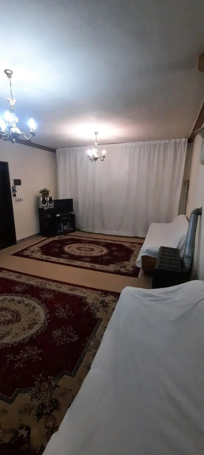 فروش واحد ۷۵ متری در آخر خیابان کشاورز