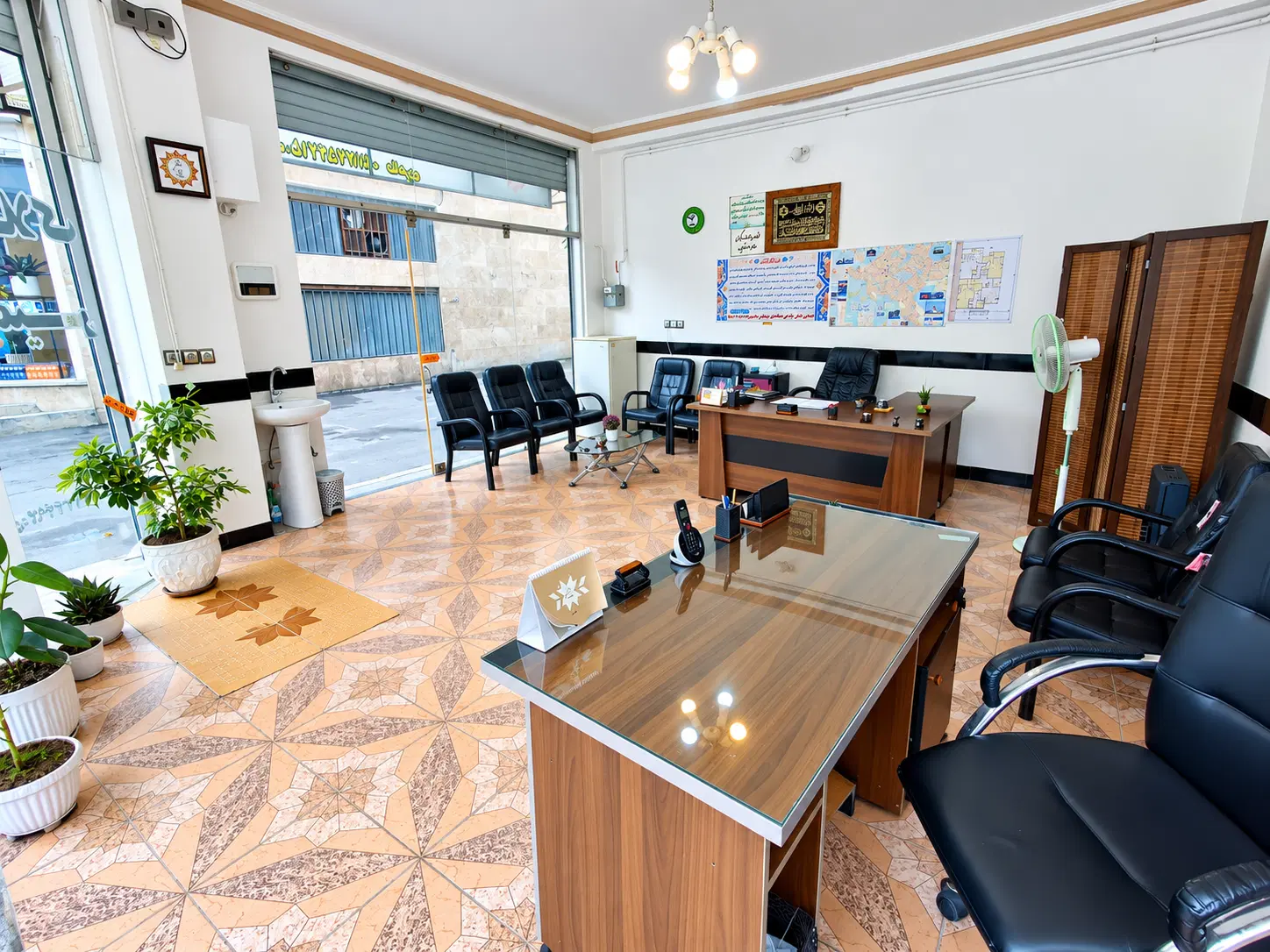 مغازه تجاری سه نبش آموزشگاه جنگل(بهشت نهم)