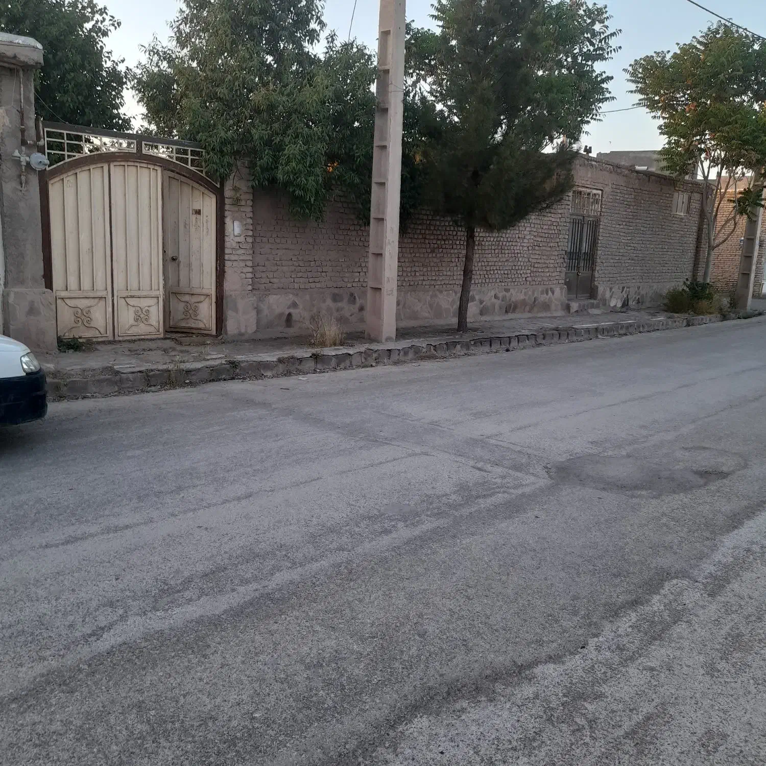 فروش خانه باغ خیابون اصلی سردونبش زیر قیمت،معاوضه