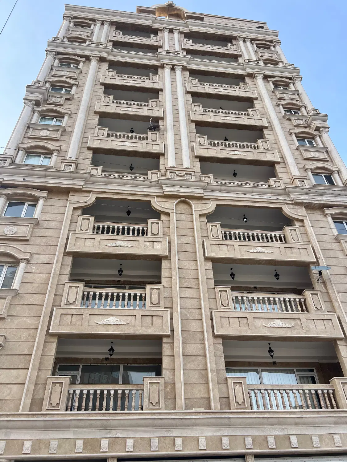 ۱۲۰متر واحد طبقه ۷دوخواب مشرف به سبلان