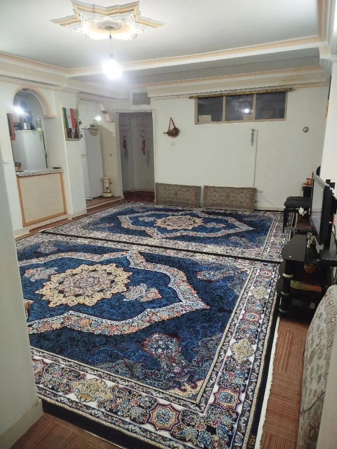 خانه هشت بهشت