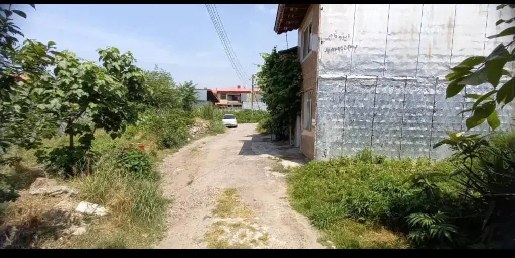 زمین ۱۱۱ متری بلوار امام رضا