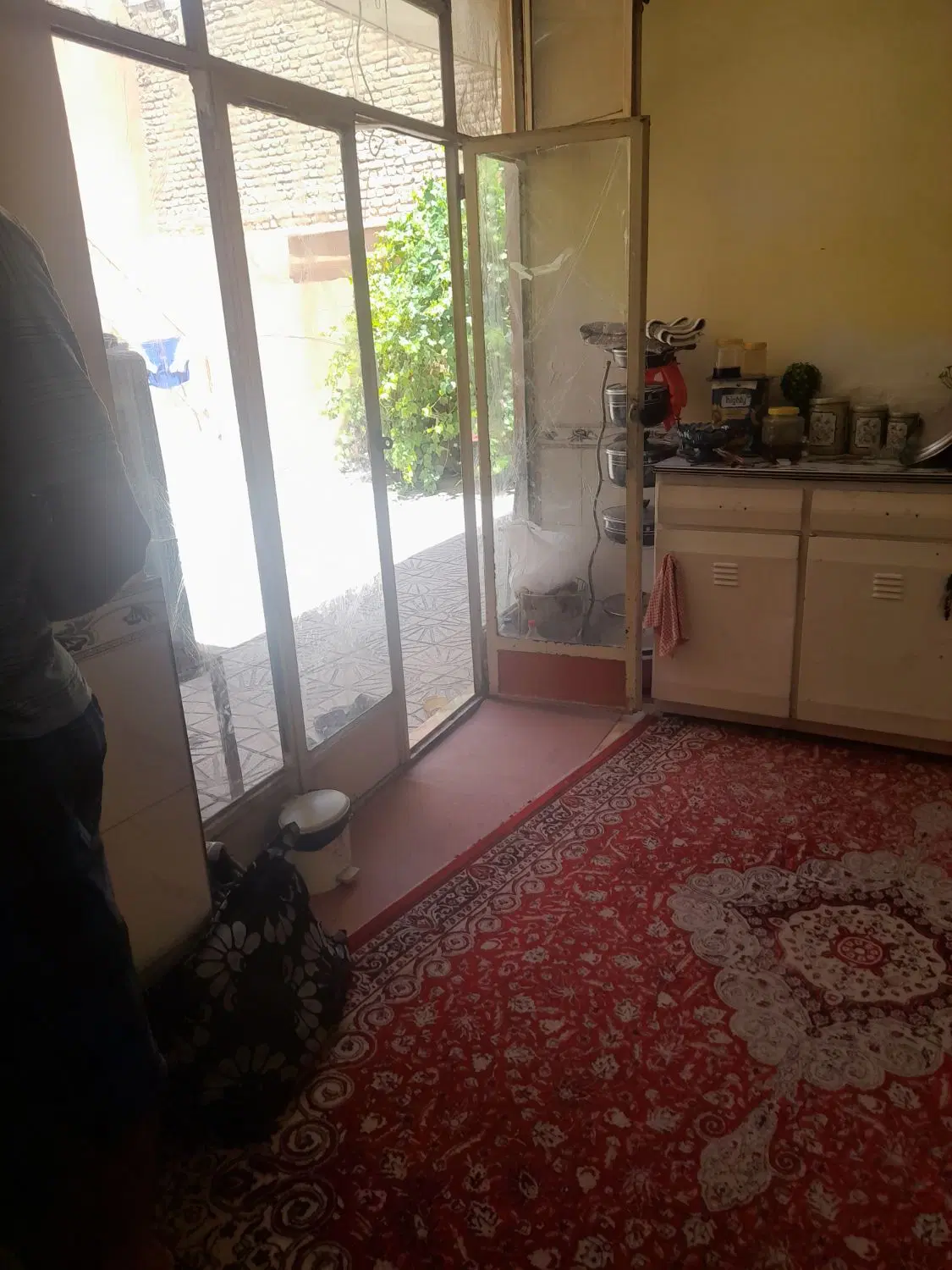 فروش خانه ویلایی دلباز و سنتی