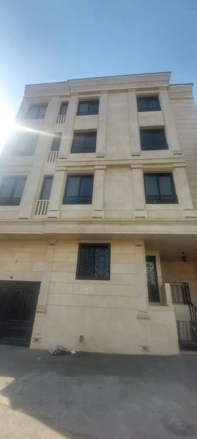 اجاره آپارتمان ۱۴۵ متری در خیابان پزشکان ۳ خواب