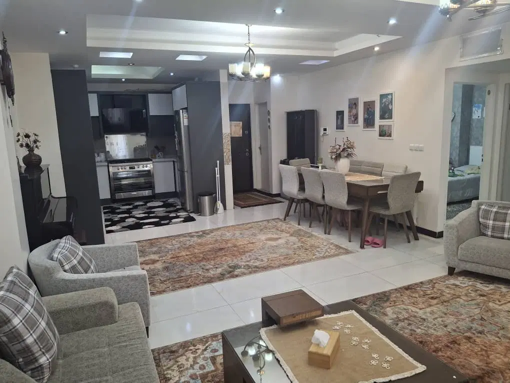 ۱۰۵ متر نوساز فول امکانات افتاب گیر(اتحاد)