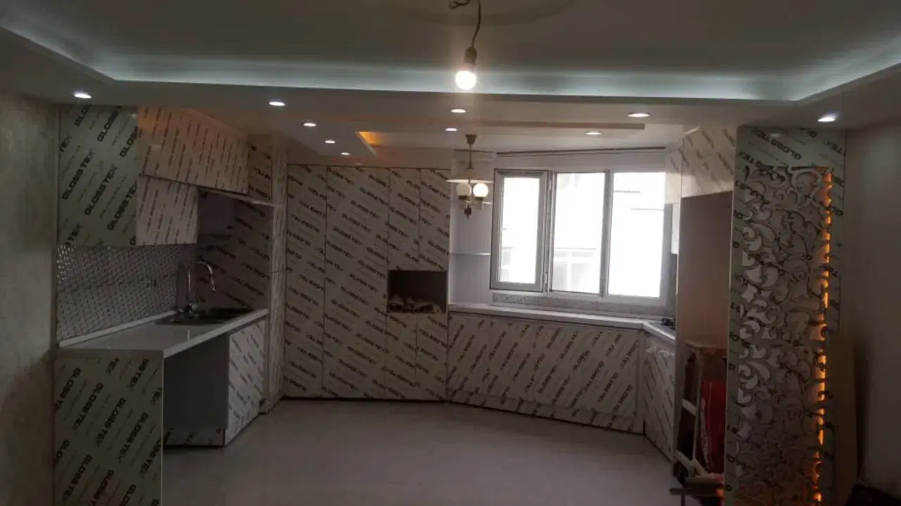 اپارتمان ۹۳ متری تک واحدی سر پل یخچال