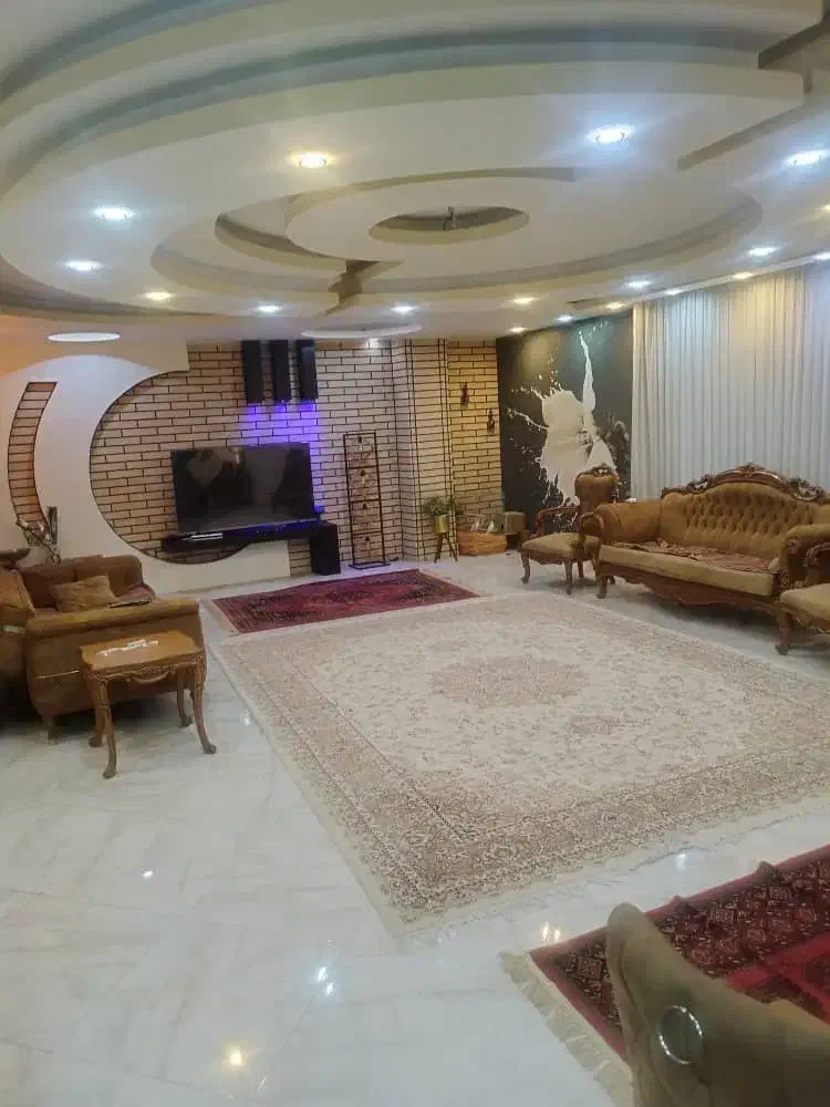 ((آپارتمان تکواحدی تمیز خیابان فردوسی مطهری ))