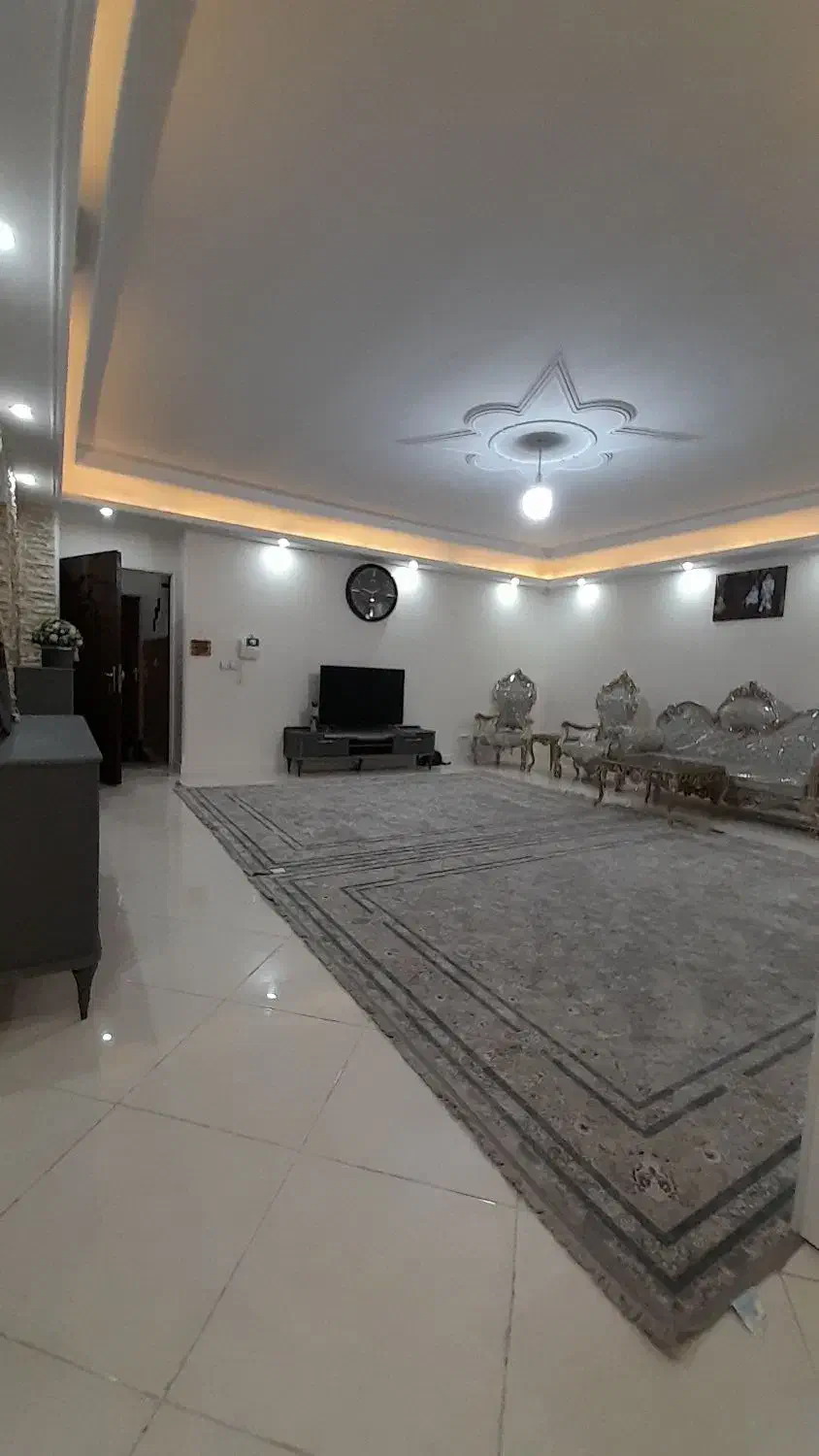 فروش واحد مسکونی اندیشه فاز یک