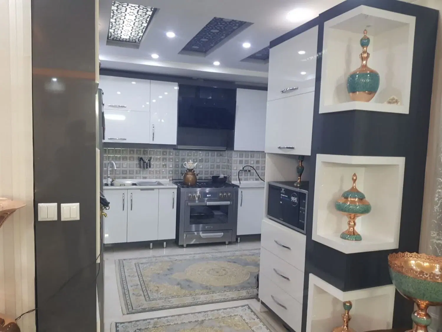 واحد۱۲۱متری ۳سال ساخت خردمند