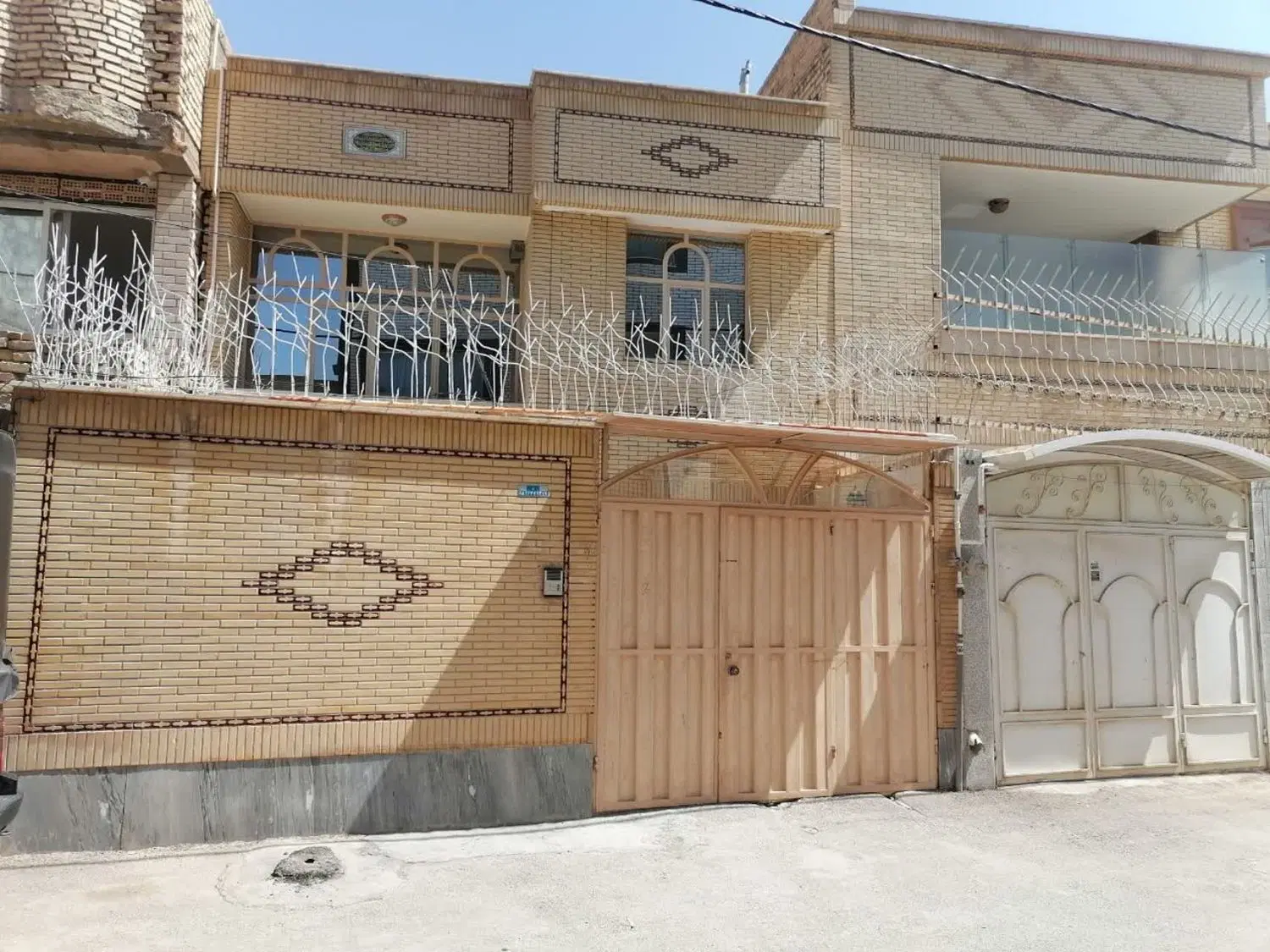 منزل پاکیزه بلوار ولیعصر ۹۰ متر