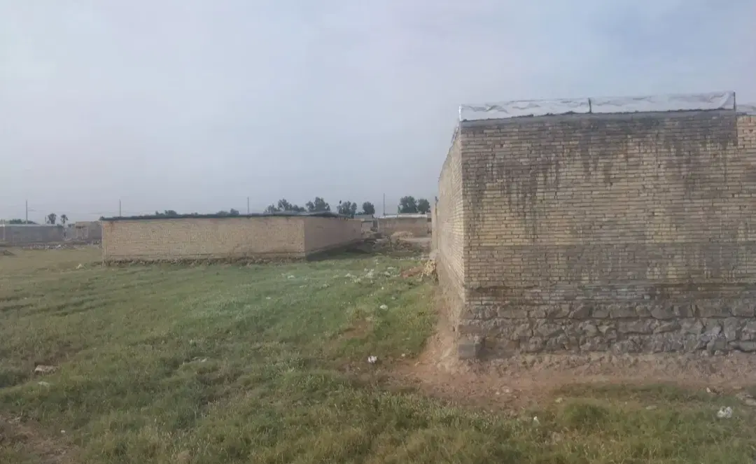 زمین 210متری