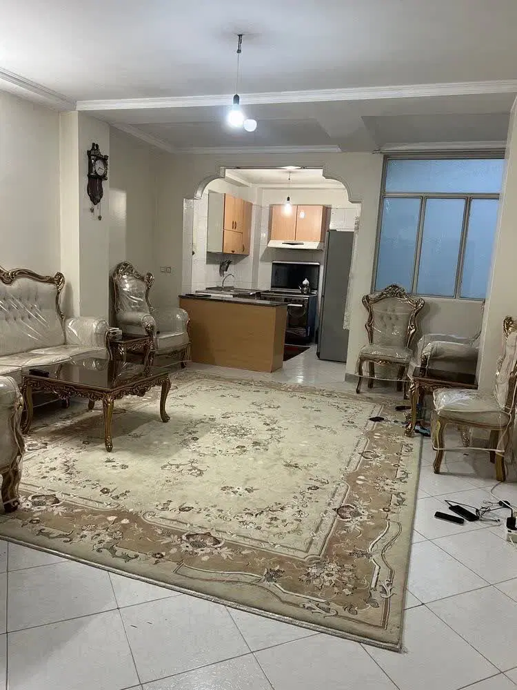 آپارتمان ۶۰متری طبقه سوم بدونه آسانسور
