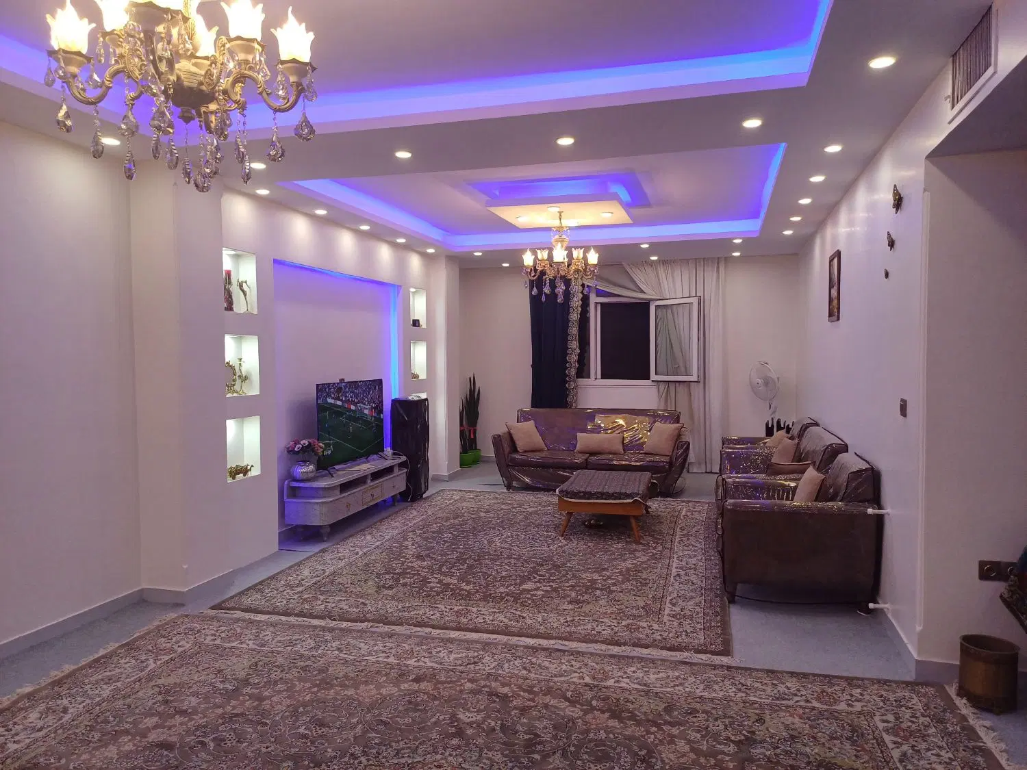 اپارتمان ۹۹متری سندی