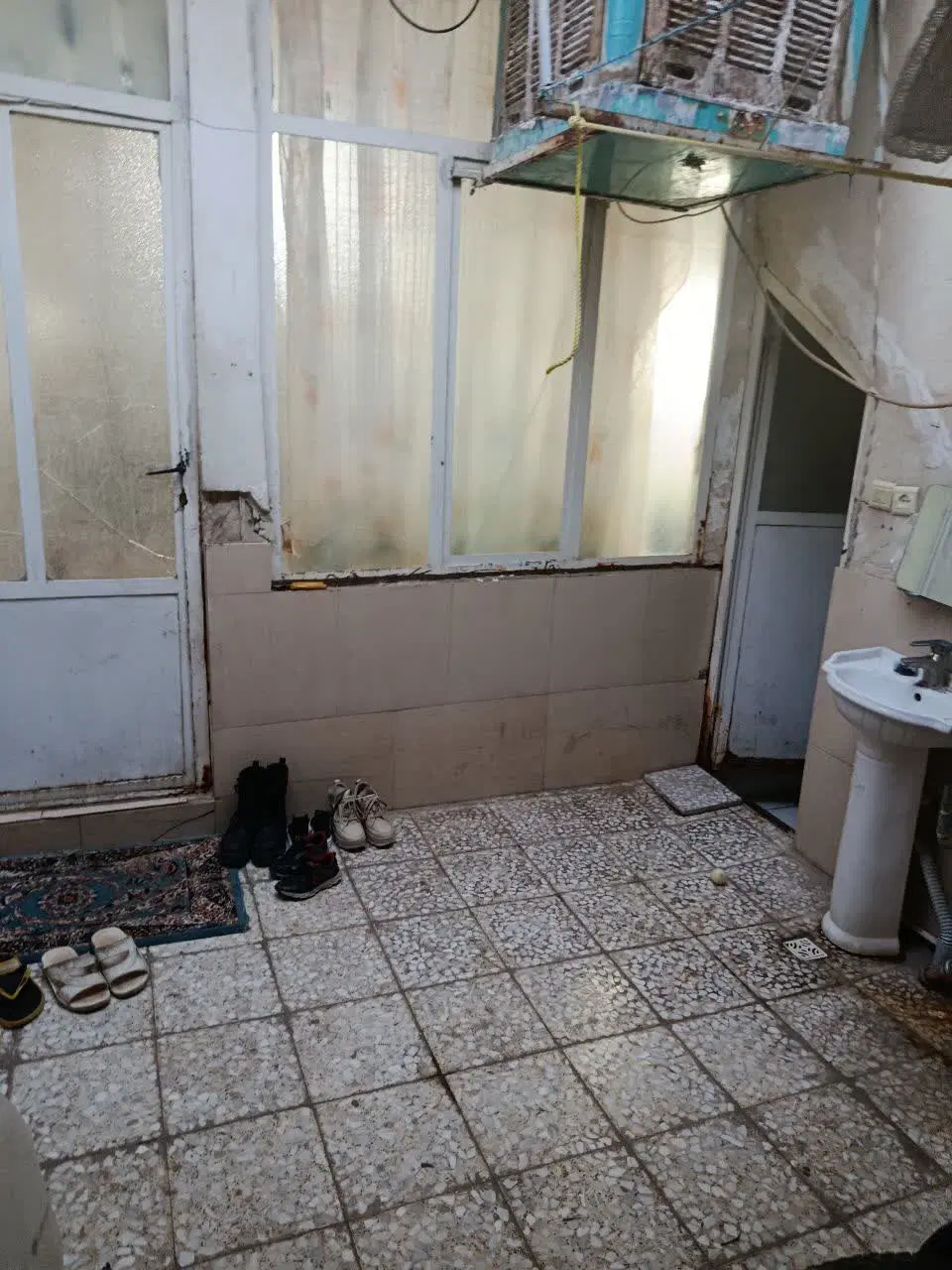 منزل ۶۰ متری در خیابان امام