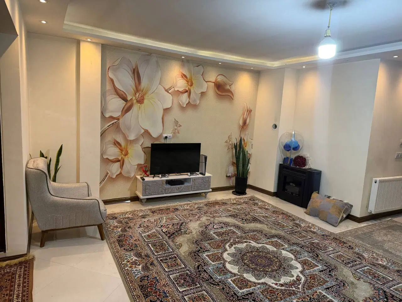 رهن و اجاره آپارتمان ۱۰۰ متری فول شیک با آسانسور