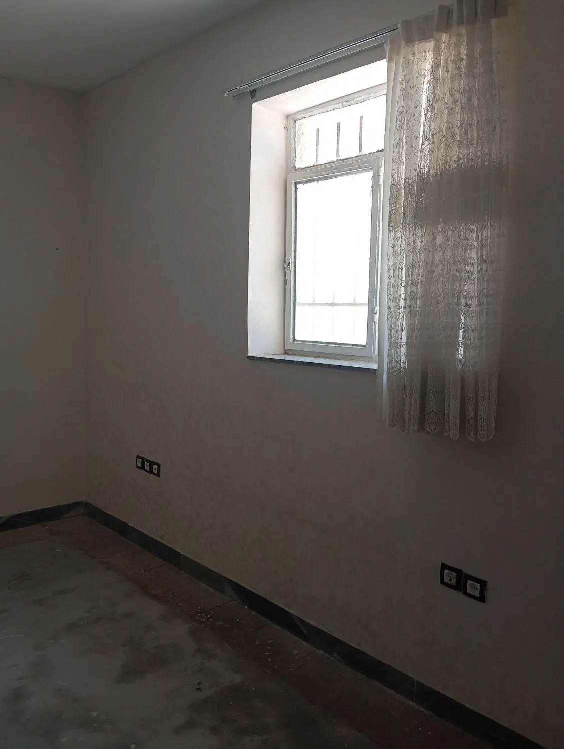 منزل دربست همکف ۵۰متری در شهرستان جورقان