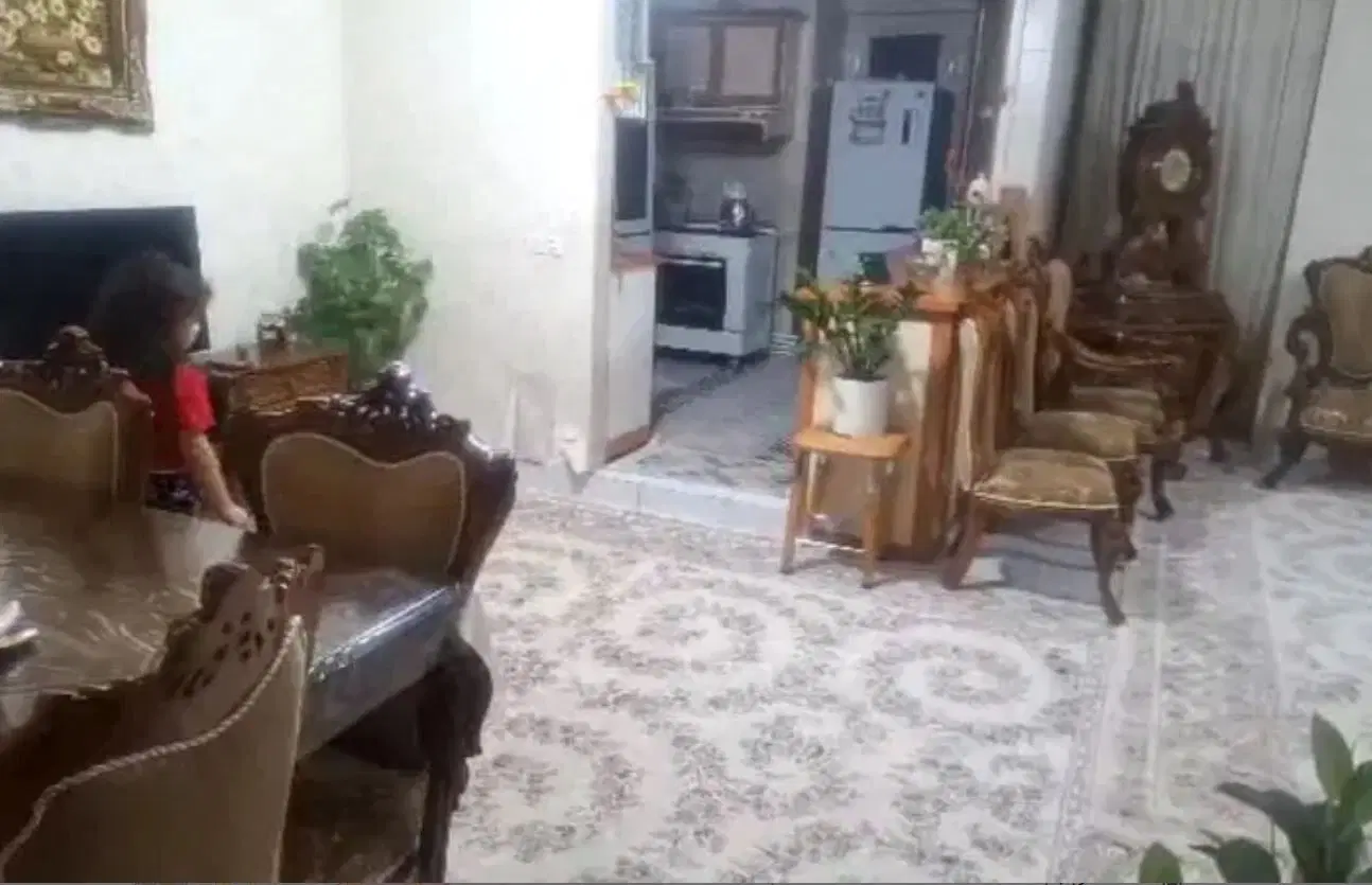 فروش آپارتمان کوی نصر۳ مجتمع طلاییه