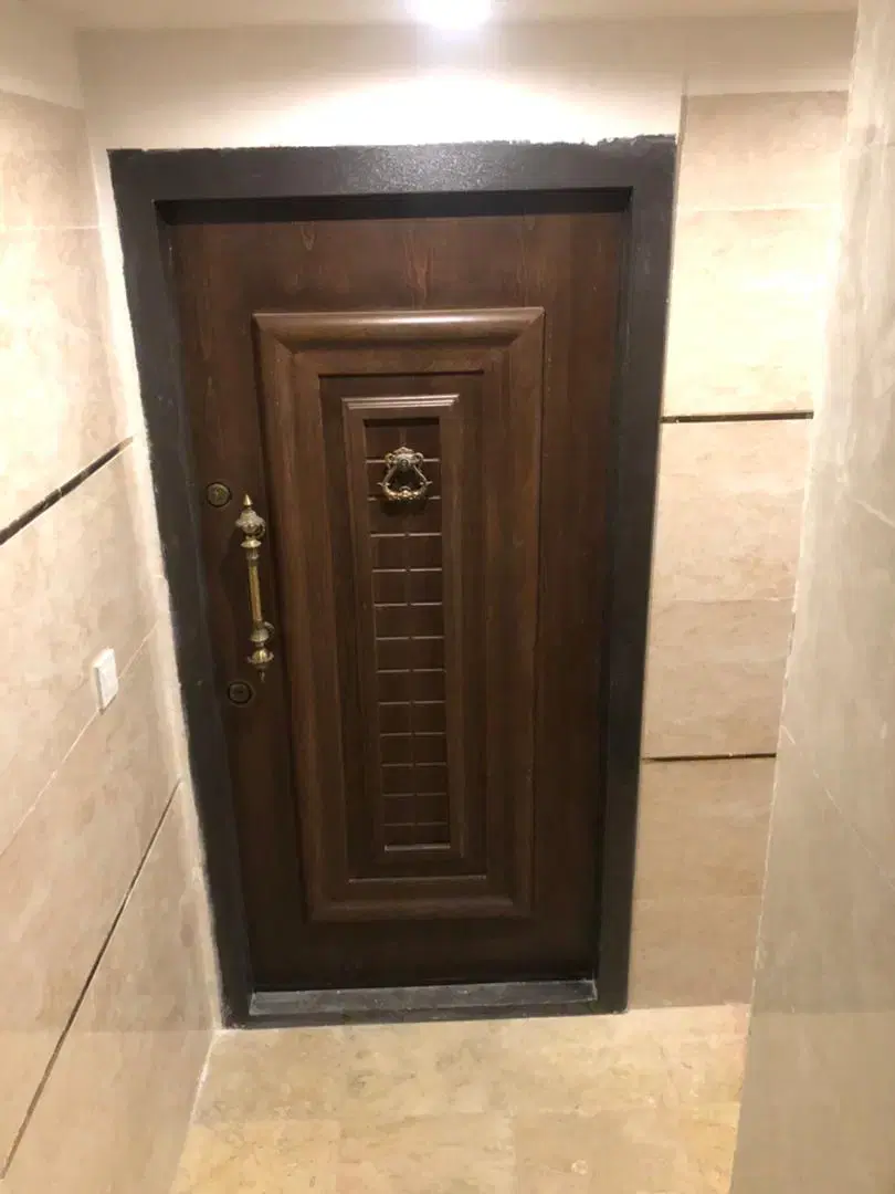 آپارتمان مسکونی طبقه دوم سه خواب