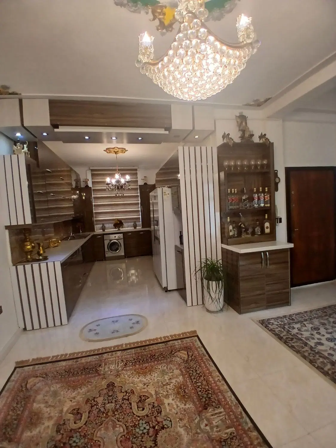 خانه دو طبقه در سعدی
