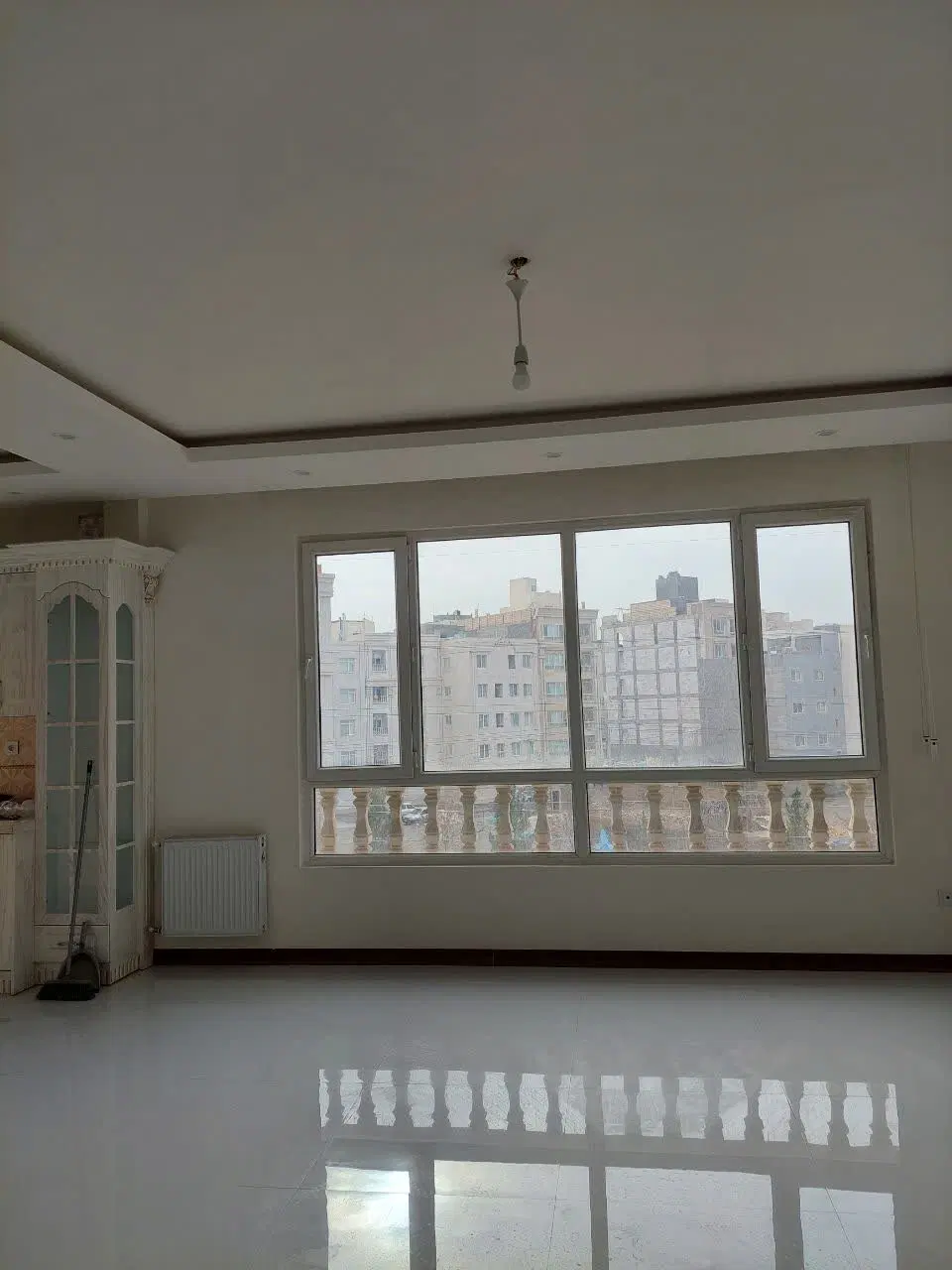 آپارتمان ۱۲۰ متری حاشیه دوممر