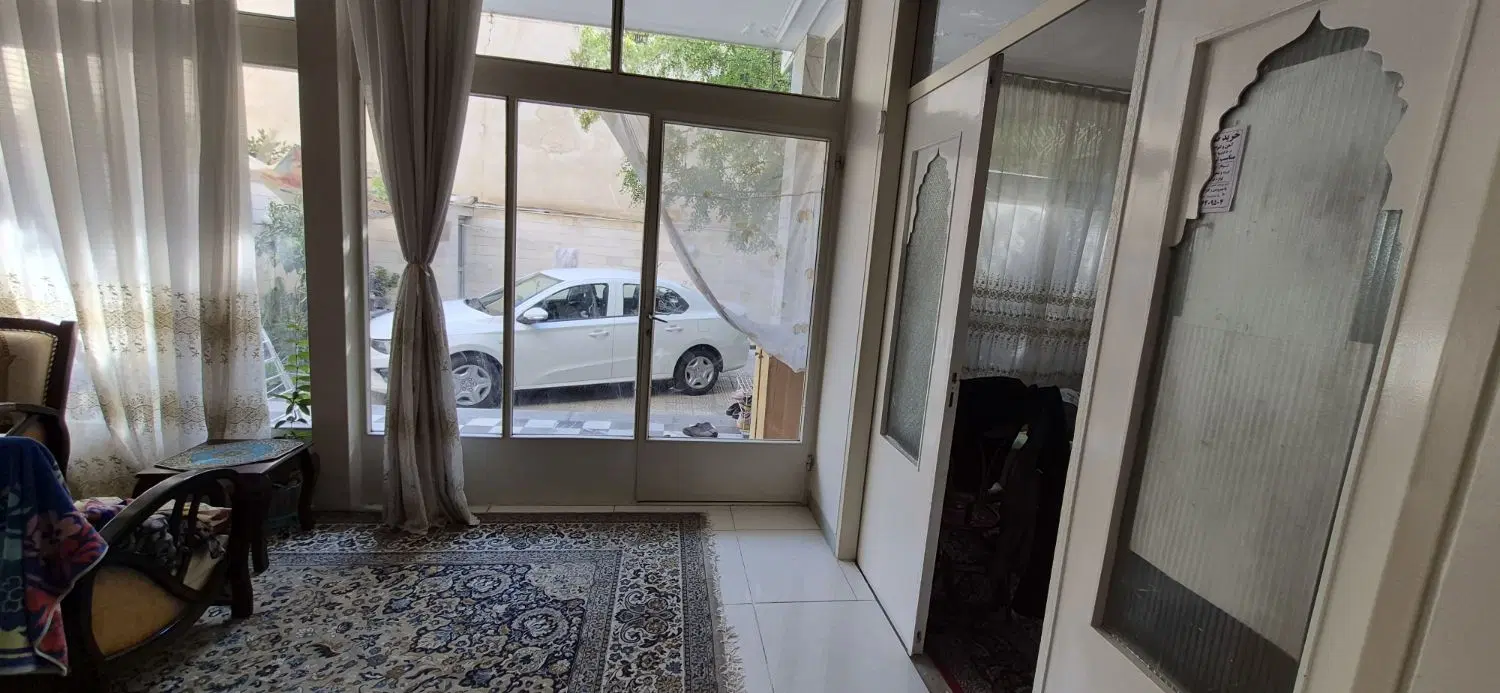منزل ویلایی دوطبقه هشت بهشت شرقی