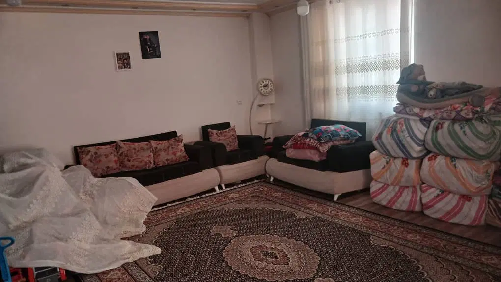 رهن خانه تنگک سه