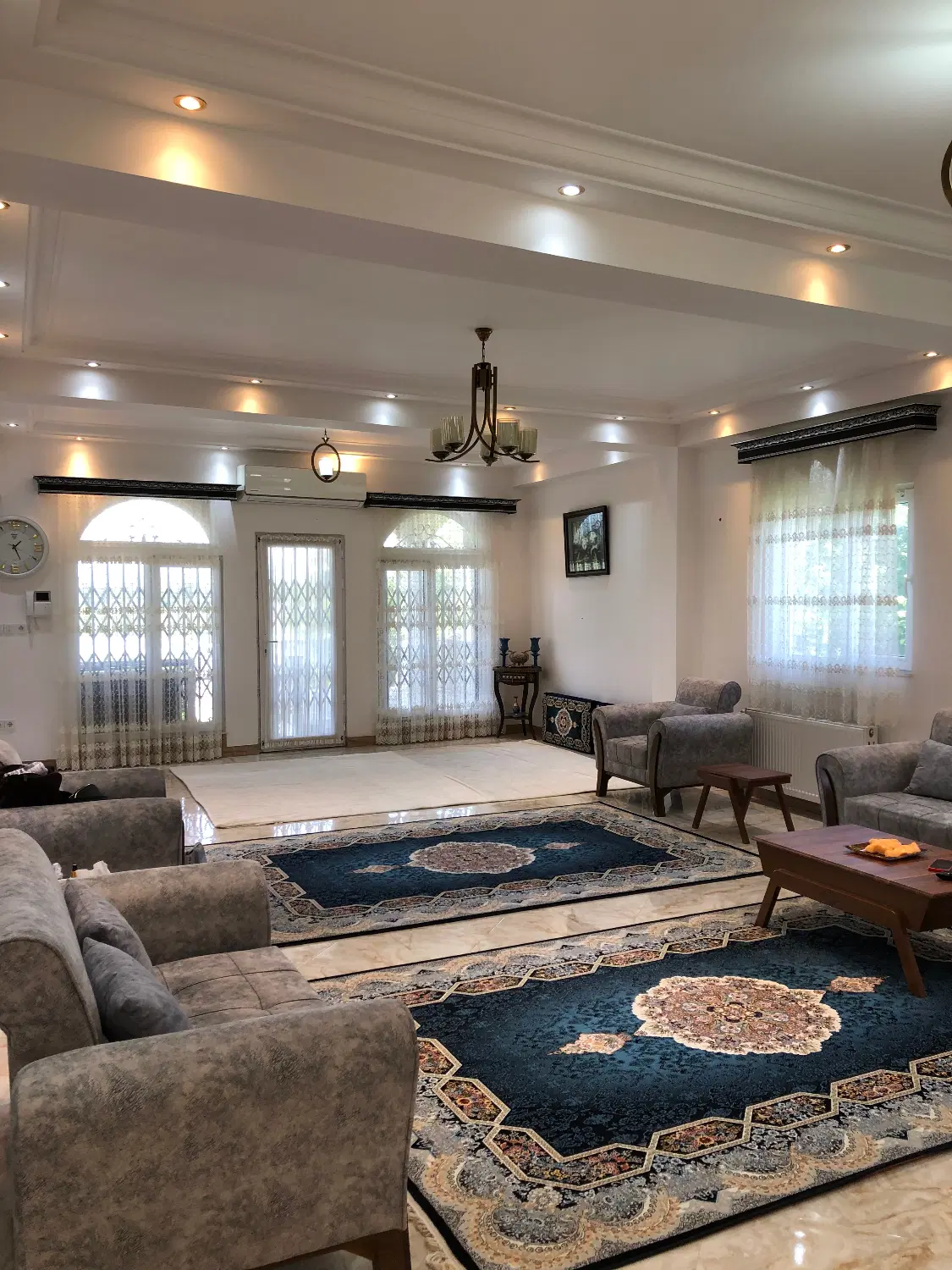 فروش ویلای دوطبقه شیک دربهترین لوکیشن شرق گیلان