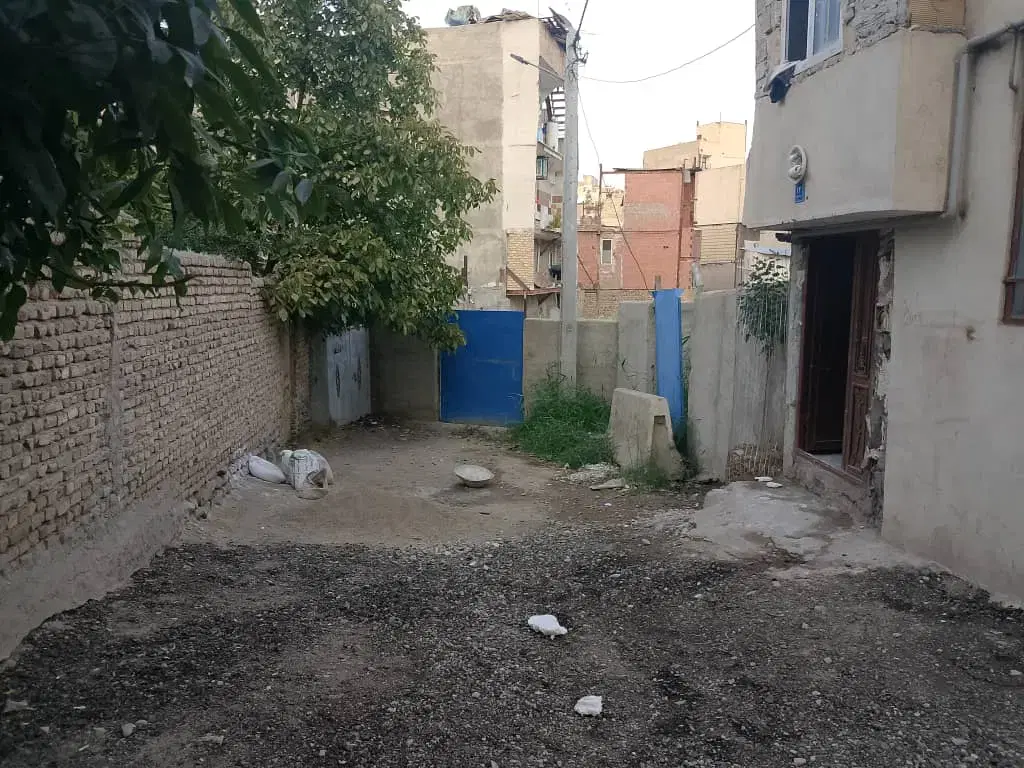 زمین۴دیواری176متربابر۸