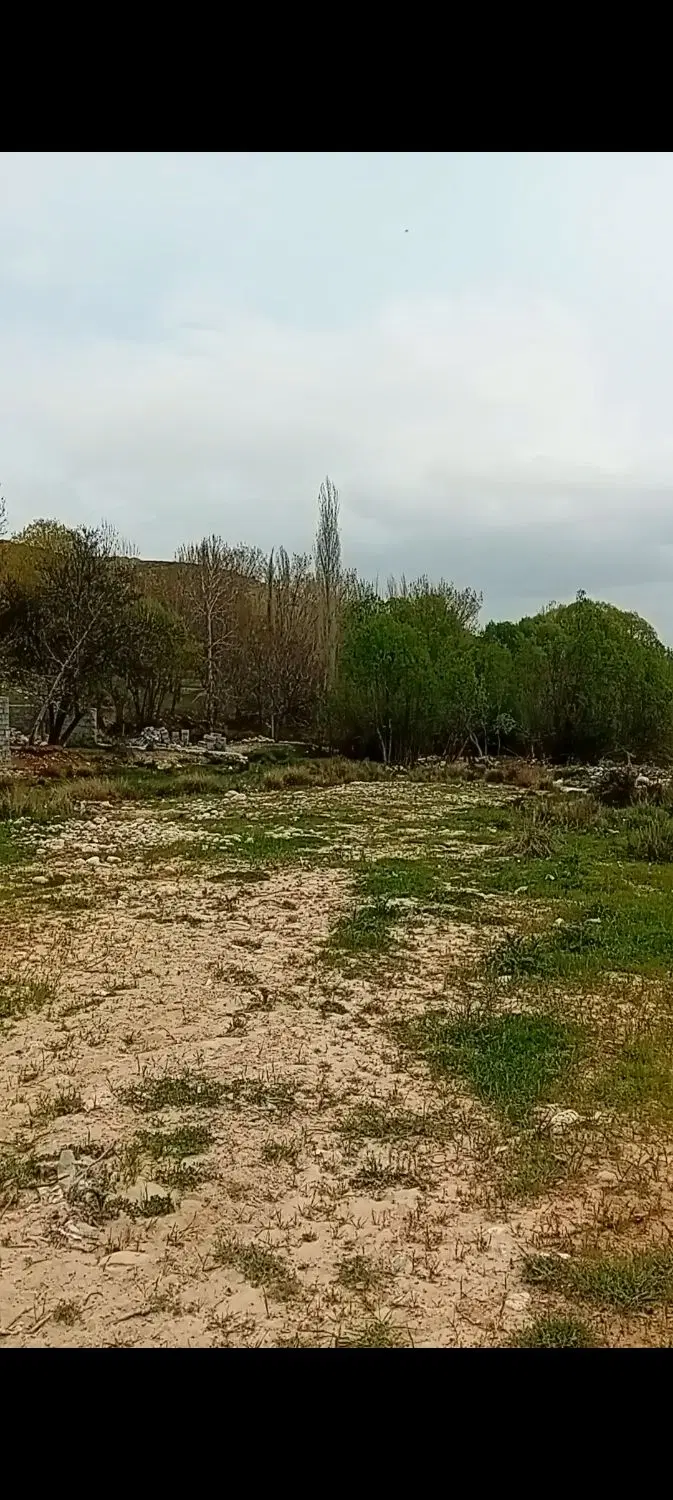 زمین باغ لوکیشن بی نظیر.اردکان