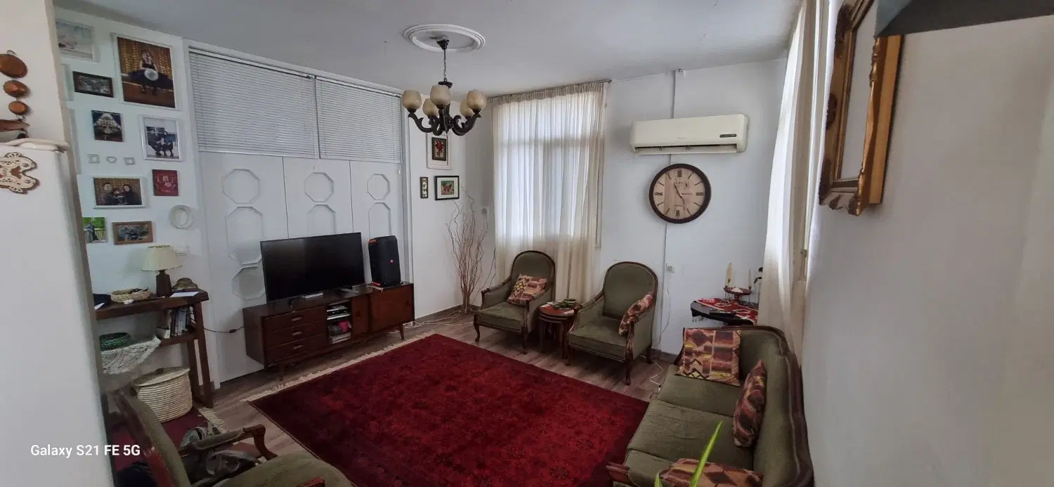 آپارتمان تک واحد تک خواب