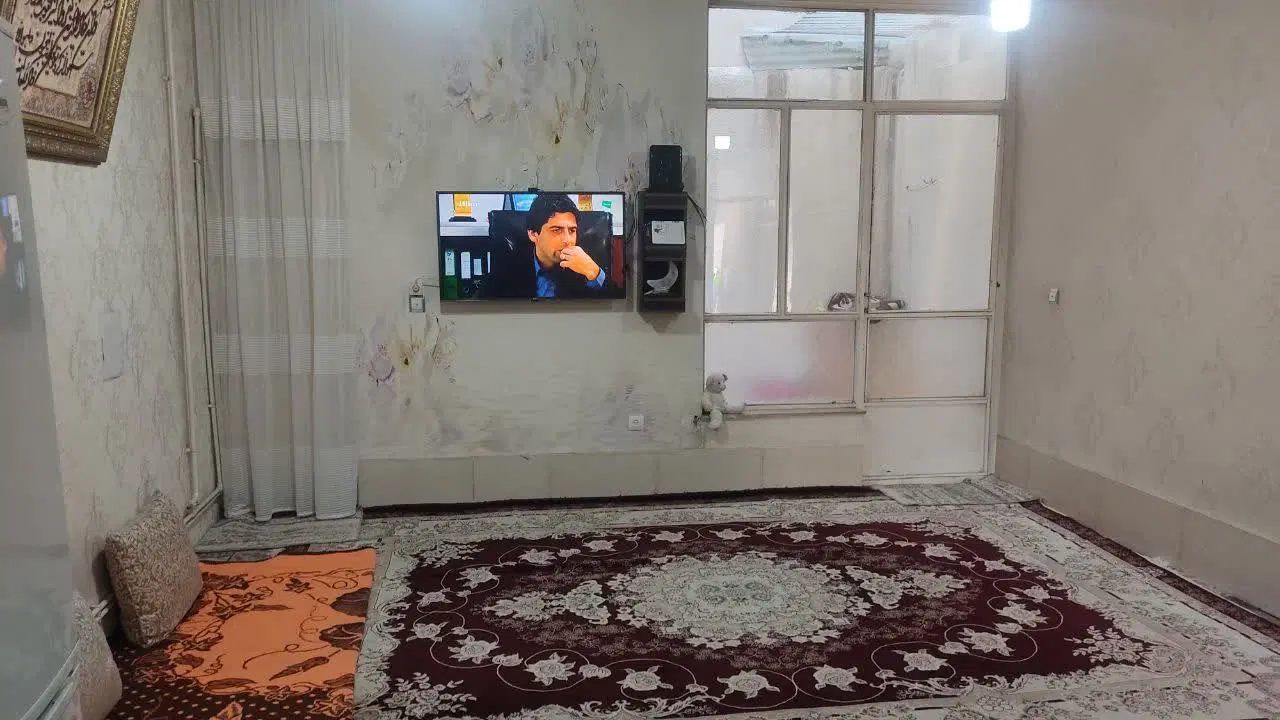 حیاط تمیز در امامیه