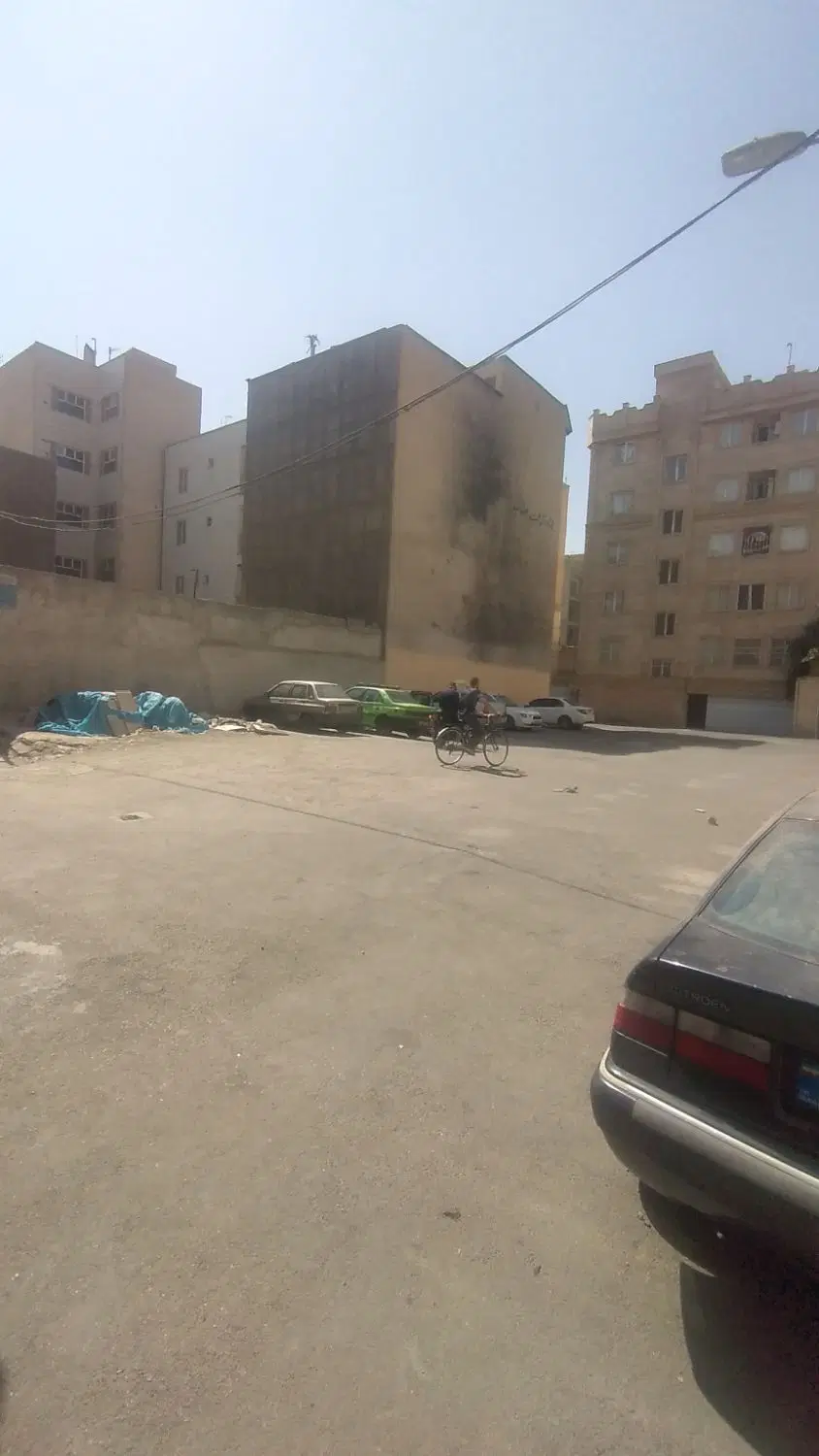 ۵۰۰متر زمین واقع در خیابان مولوی