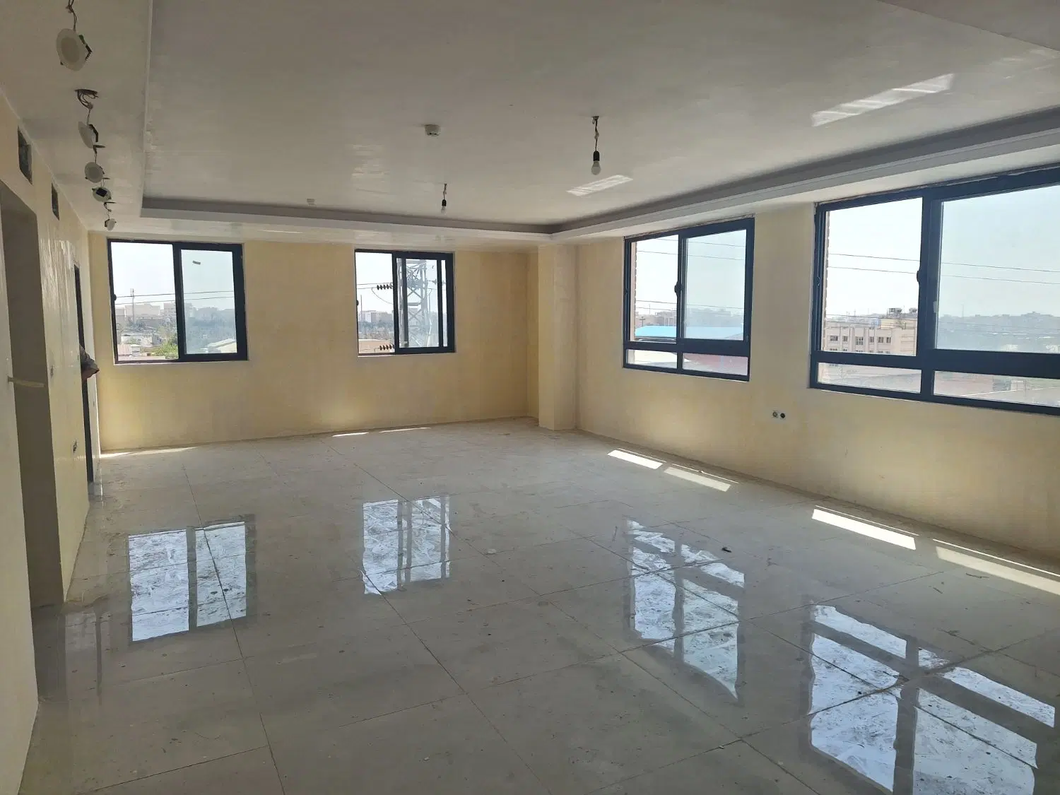 فروش آپارتمان نوساز ۲ و ۳خوابه