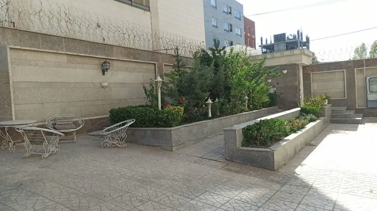 ویلایی شهرک شهید باهنر