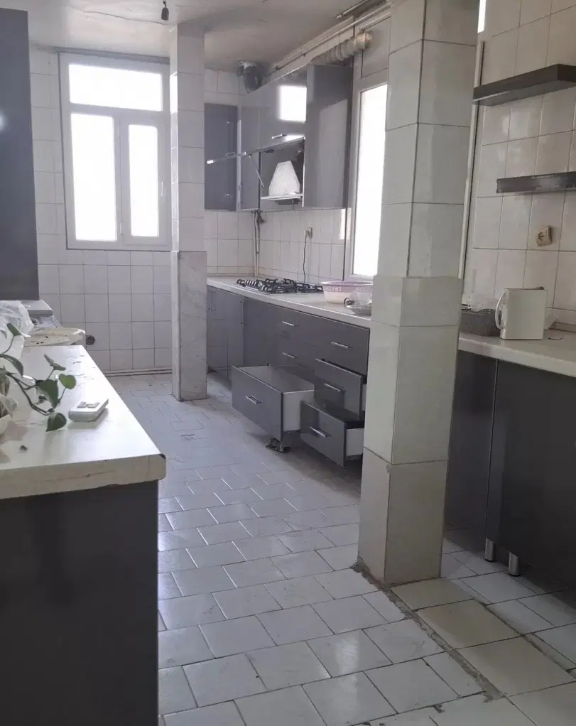 مسعودیه، ۱۲۰متر ،عروسک،انباری