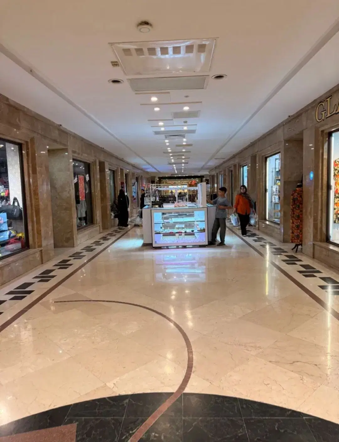 مغازه فروشی پاساژ پارلین سندتکبرگ معاوضه با خودرو