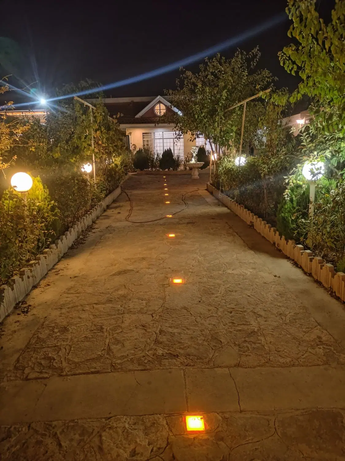 باغ ویلا شیک