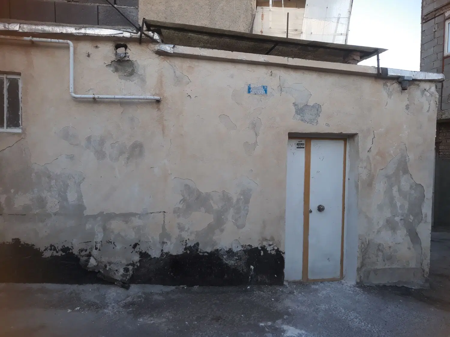 خانه 47متری شاه کوچه اصلی جنب سنگکی مالک