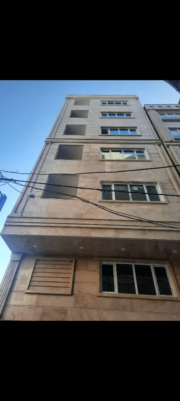 تکواحدی ۱۰۰ متری