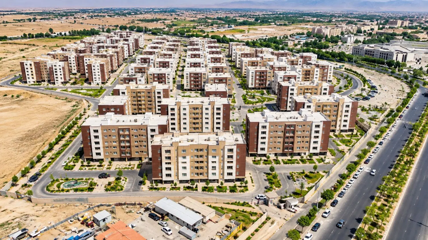 آپارتمان ۹۲ متری __پ ایراالبرز
