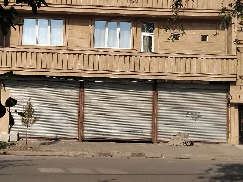 اجاره انبار با مساحت ۱۶۰ متر دارای آب، برق و سرویس