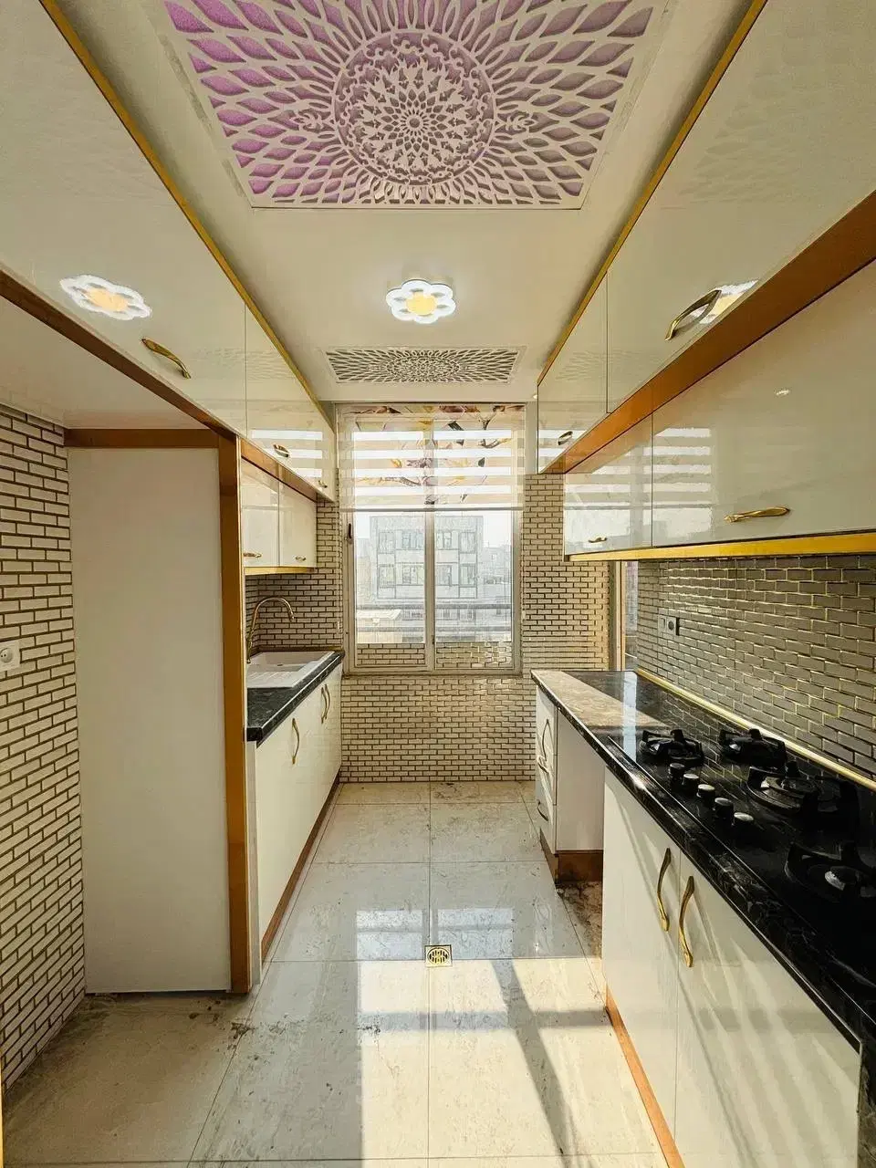 آپارتمان فروشی_فول امکانات_پارکینگ دار
