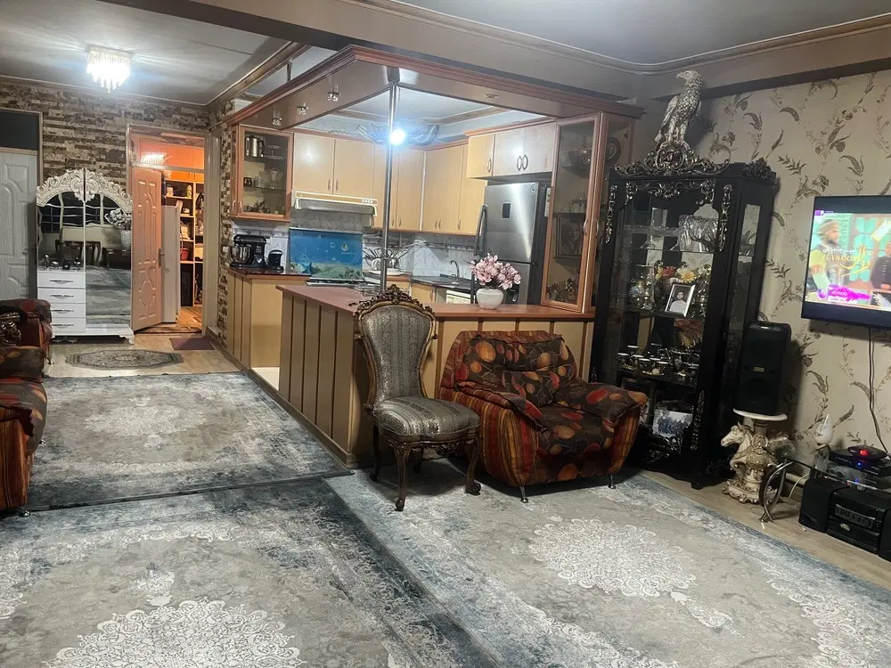 آپارتمان  ۷۳ متر در راه آهن