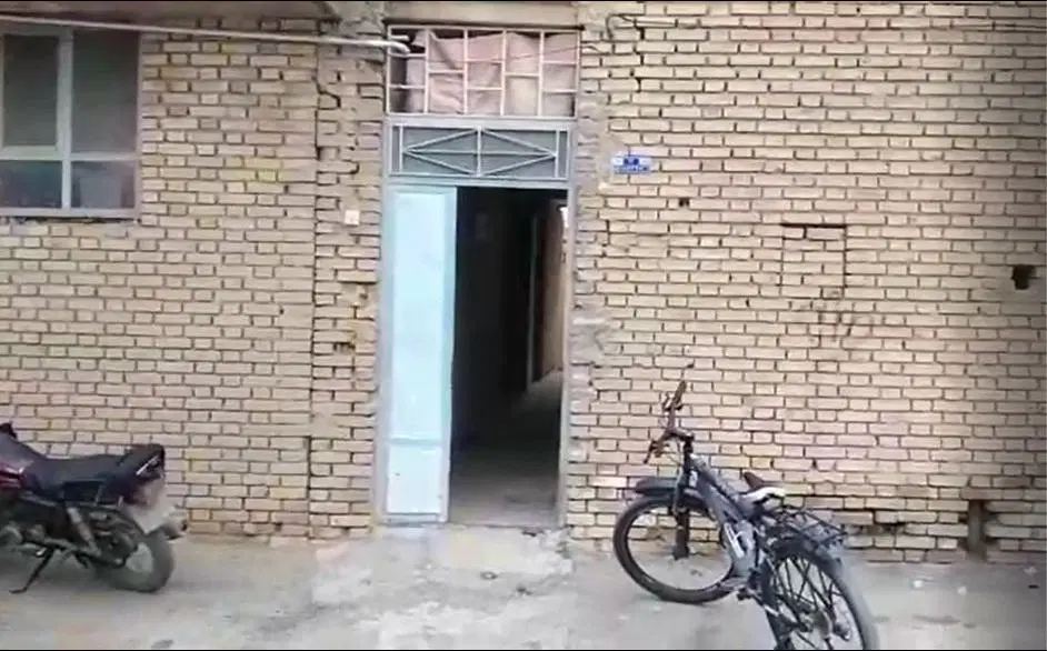منزل آهن و آجر