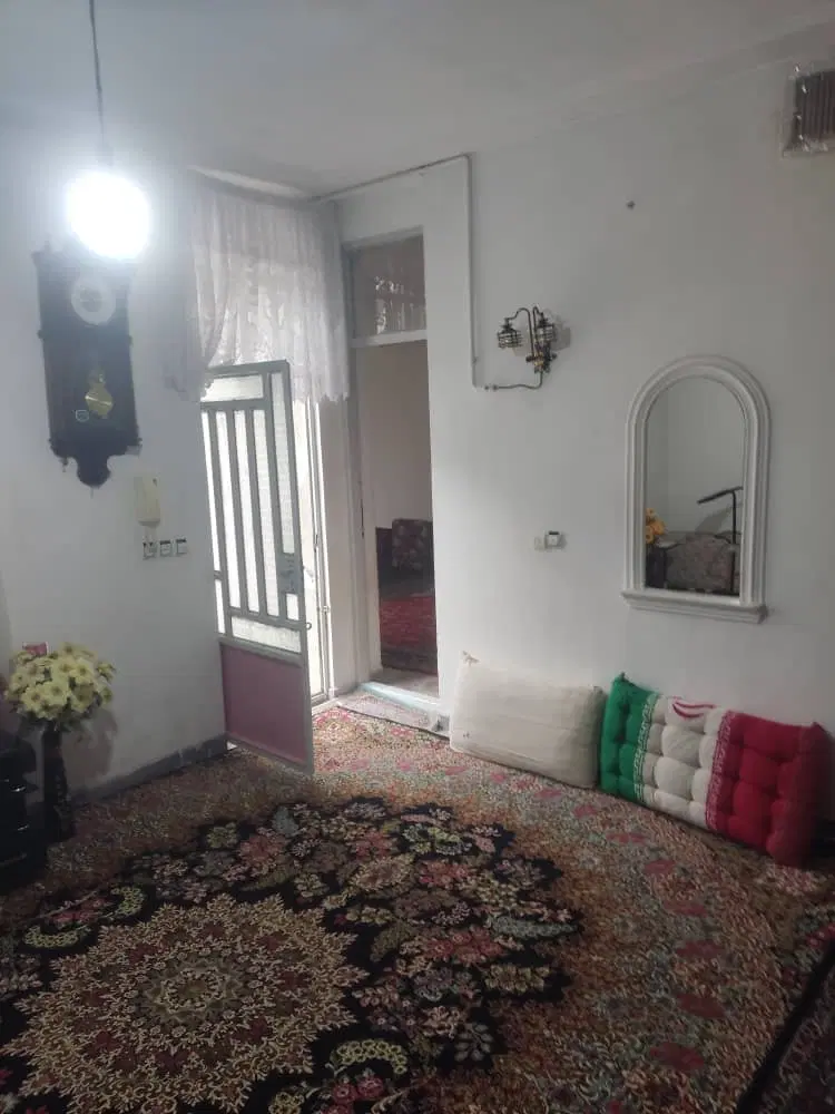 خونه ویلایی همکف ۱۳۰ مترجهادگران